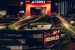 adidas TERREX 大速流星 星耀山城——Agravic Speed Ultra 城市越野跑体验活动 闪现重庆万象城